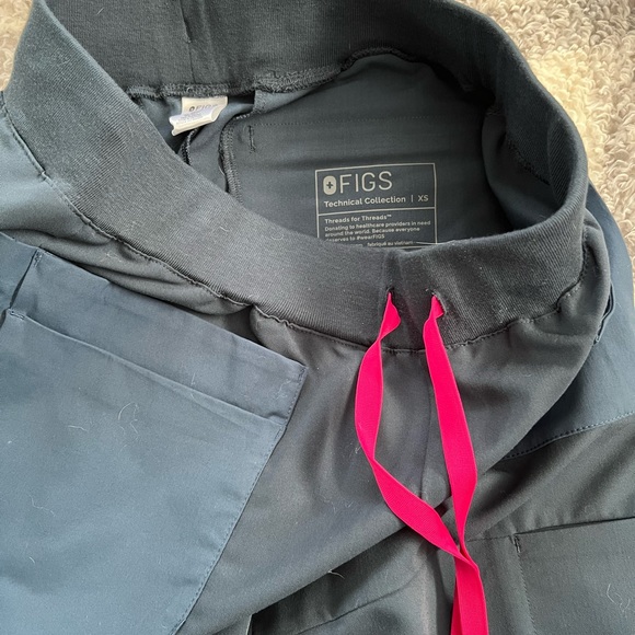 Dark Harbor Figs. Brand New. - Picture 3 of 6